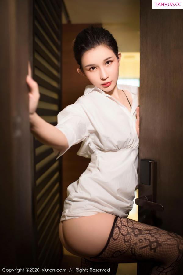 张雨萌 纯小希 [XiuRen]高清写真图 2020.10.22 No.2684 张雨萌第44张图片